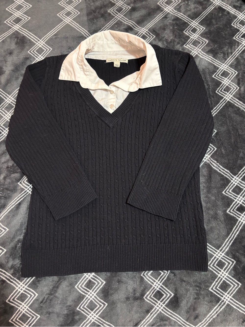 Carolyn Taylor Black V-Neck Cable-Knit Sweater with White Collar Detail